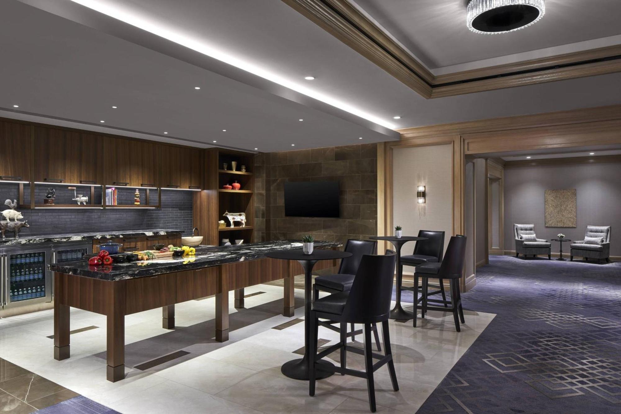Hotel The Ritz-Carlton, Cleveland Esterno foto
