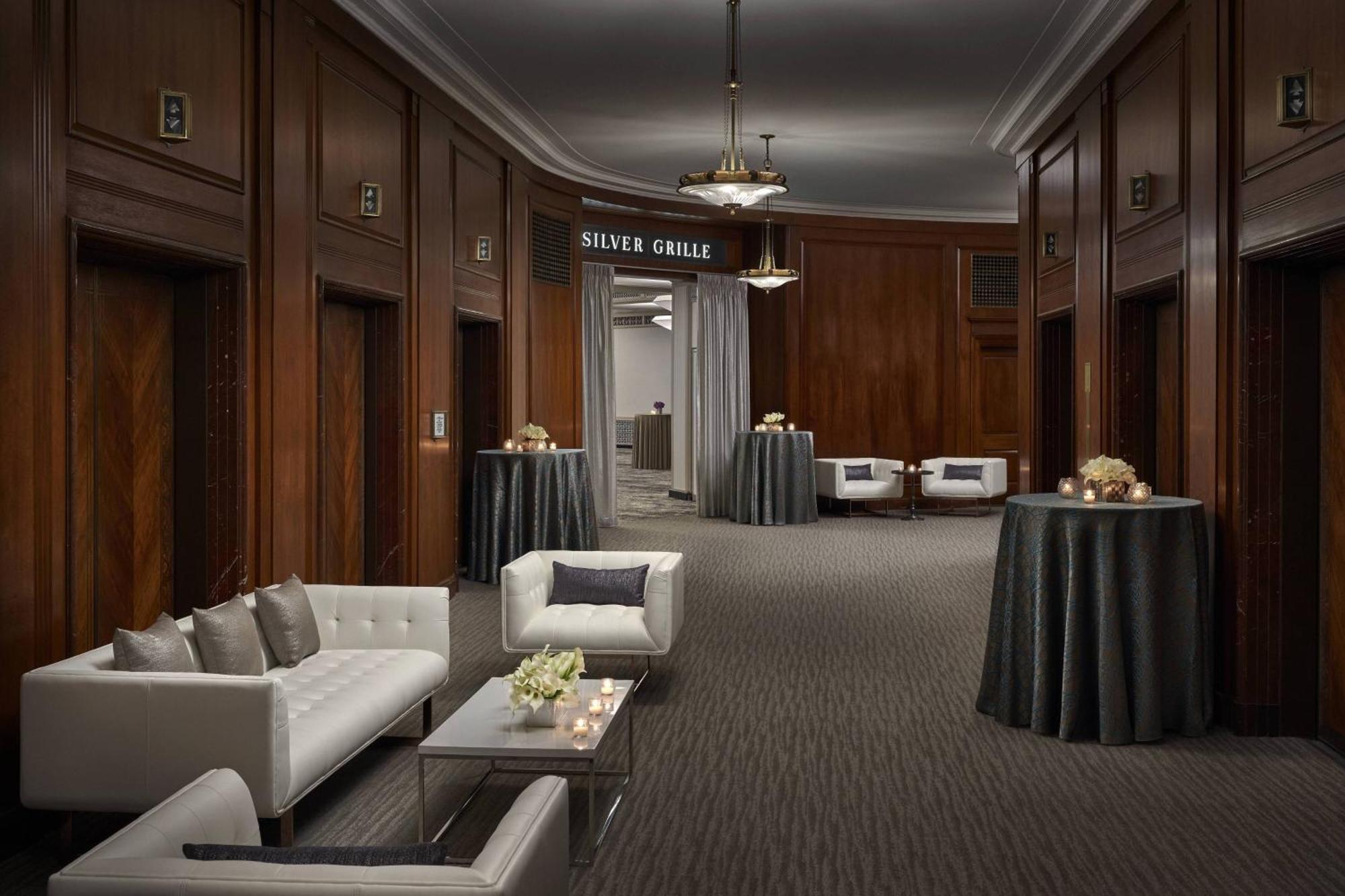 Hotel The Ritz-Carlton, Cleveland Esterno foto